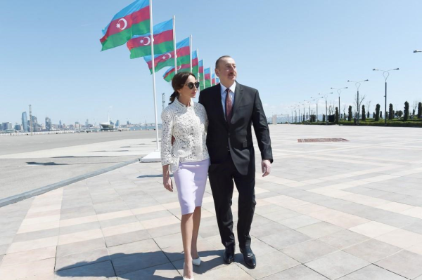 10 milyon olduq: Prezident və xanımı xalqımızı təbrik etdi
